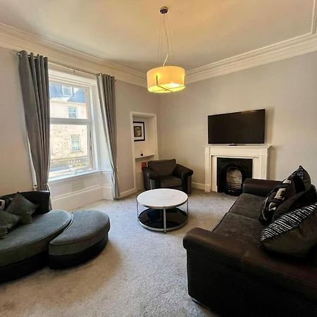 Beautiful Spacious Apartment In Town Centre オーバン エクステリア 写真